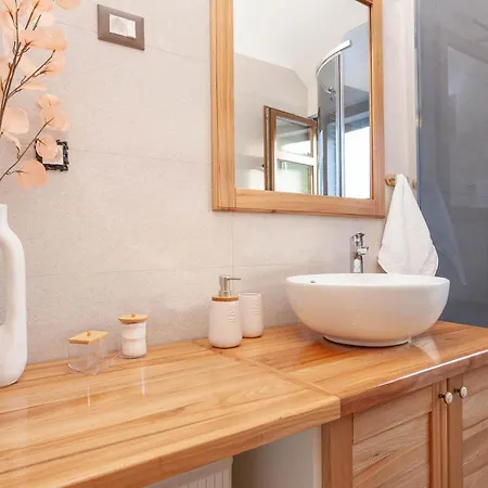 Willa Biokovski Zagrljaj Zagvozd