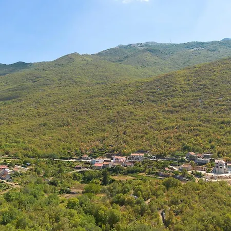 Biokovski Zagrljaj 别墅 Zagvozd
