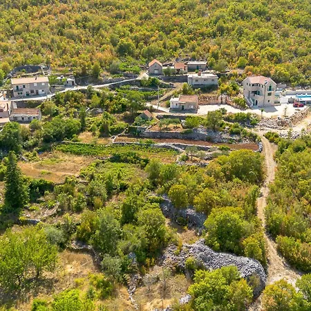 Villa Biokovski Zagrljaj Zagvozd