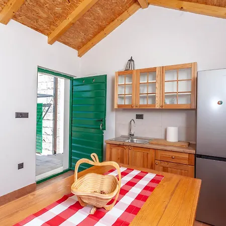 Biokovski Zagrljaj Zagvozd