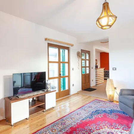 Villa Biokovski Zagrljaj