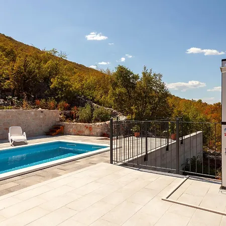 Villa Biokovski Zagrljaj Zagvozd