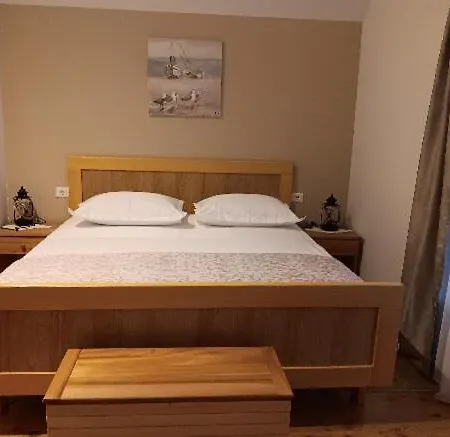 Biokovski Zagrljaj Βίλα *